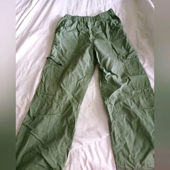 green cargos - Picture 1 of 2